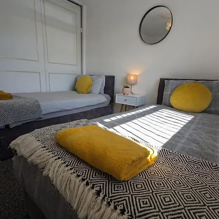 Hs Uk Homes Beautiful 2 Bed In *
